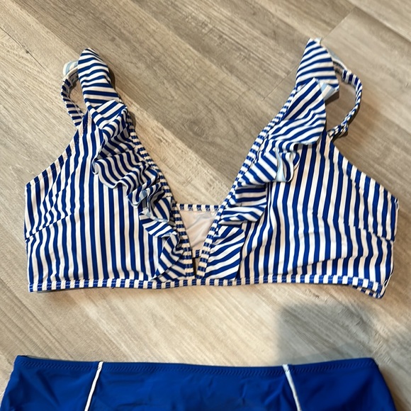 Sailors High Waisted Bikini - Picture 2 of 4